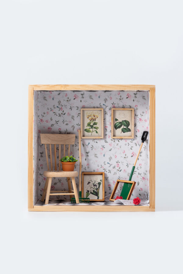 Miniature Gardening scene 1/12-Σκηνή κηπουρικής 1/12