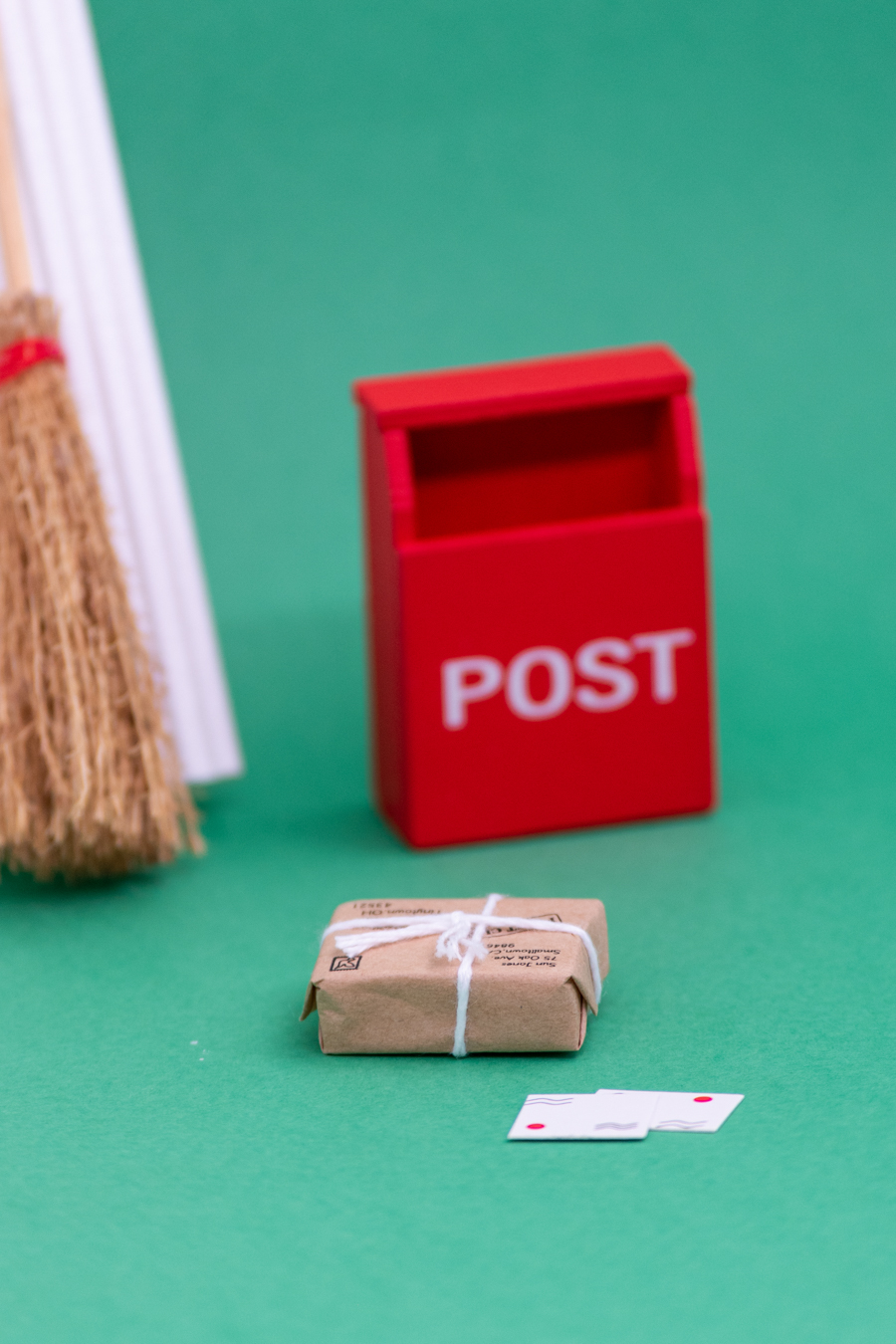 Santa Claus Miniature Christmas Door - Image 5