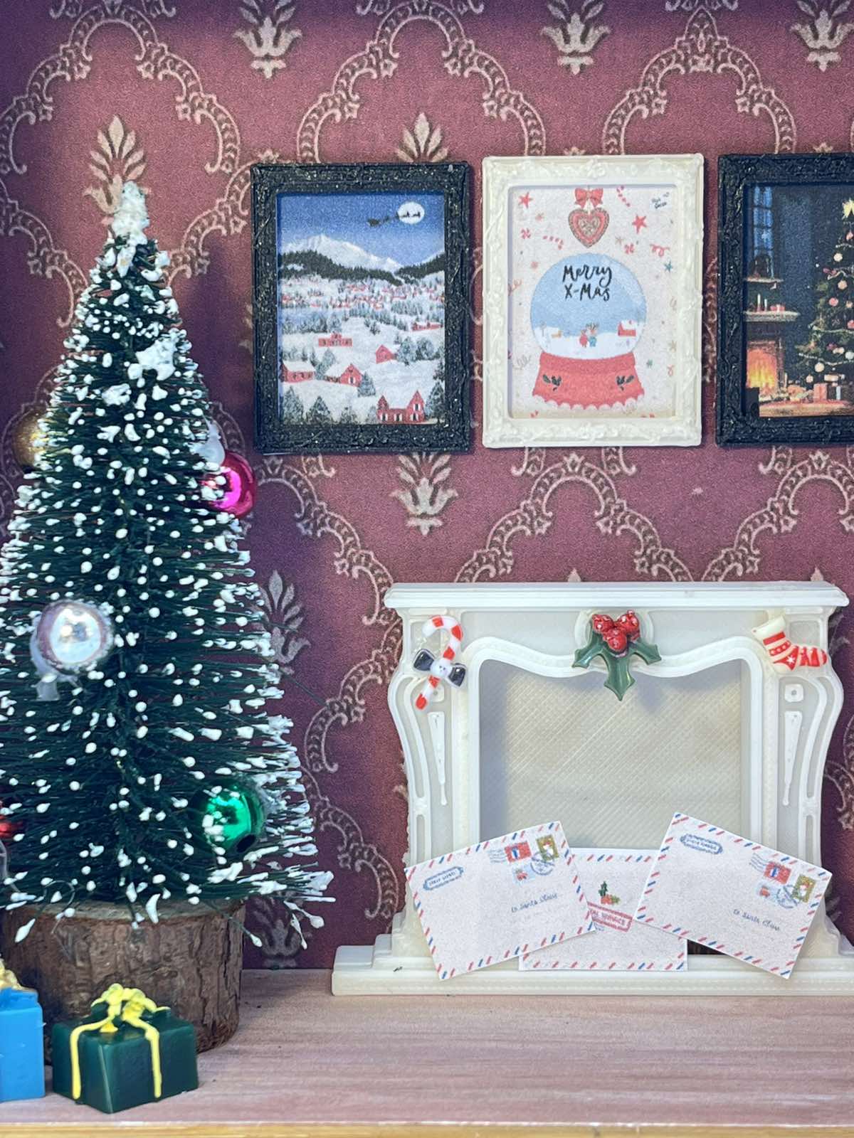 And So This Is Christmas Miniature Scene 1/12 - Image 3