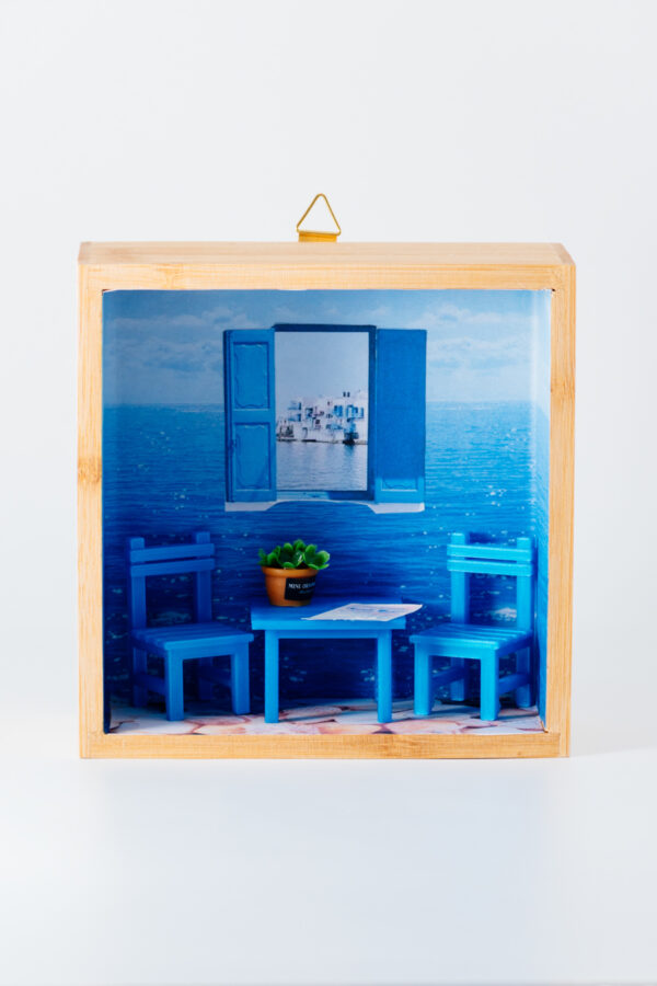Table for two miniature 1/12-  Τραπέζι για δύο 1/12